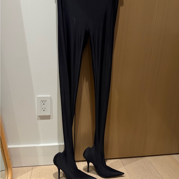 BALENCIAGA boots-leggings with receipt/box/dust